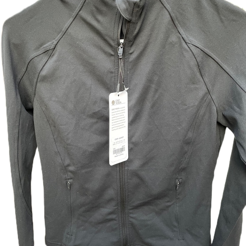 NWT Medium Black Women’s CRZ Yoga Crop Jacket.